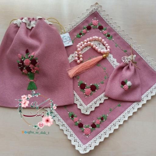 جانماز گلدوزی شده با دست طرح آروند کالباسی شامل 4تیکه